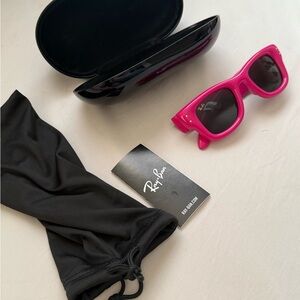 Ray-Ban X A$AP Rocky Wayfarer Puffer NWT